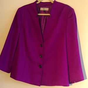 Tahari magenta blazer